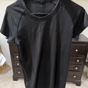 Black Short Sleeve Athletic Shirt